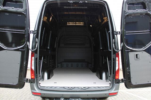 Mercedes-Benz SPRINTER PRO 317 L2H2 RWD AT facelift!!