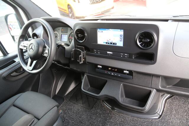Mercedes-Benz SPRINTER 319 3.0 CDI V6 | Aut. | Luchtvering | 3.5t trekgewicht | Navi | Camera..