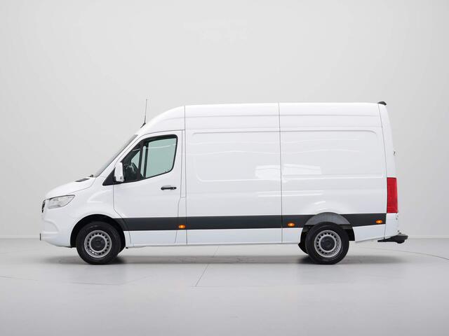 Mercedes-Benz SPRINTER 311 2.2 CDI 115pk L2H2 Navigatie Camera Airco Cruise