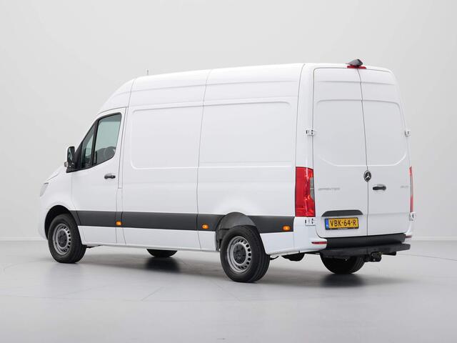 Mercedes-Benz SPRINTER 311 2.2 CDI 115pk L2H2 Navigatie Camera Airco Cruise