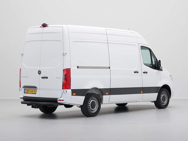 Mercedes-Benz SPRINTER 311 2.2 CDI 115pk L2H2 Navigatie Camera Airco Cruise