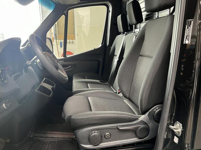 Mercedes-Benz SPRINTER 311 L3H2 Automaat Airco Navigatie Camera Trekhaak