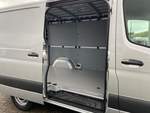 Mercedes-Benz SPRINTER 316 CDI L1H1 RWD Euro 6 | Trekhaak | 164 PK | Mbux 7 | Navi