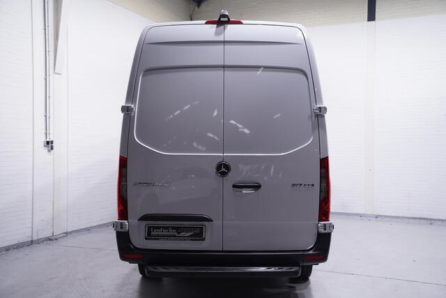 Mercedes-Benz SPRINTER 317 CDI 170 pk L3H2 Airco, Camera MBux Audio Apple Carplay, PDC V+A, Opstap achter, 3-Zits