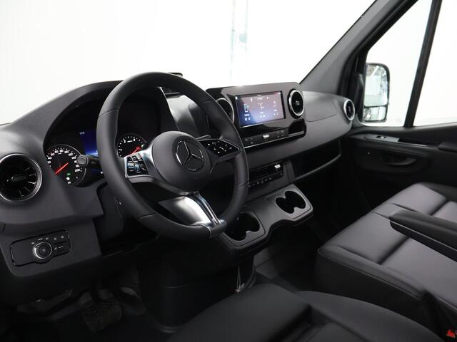 Mercedes-Benz SPRINTER 319 L2H2 RWD SELECT | LED | DISTRONIC | WINTERPAKKET | LEER