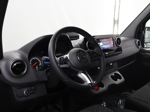 Mercedes-Benz SPRINTER 317 CDI L2 H2 | Aut. | MBUX | Parkeercamera | LM Velgen | 3-zits | Spiegelpakket | NIEUW |