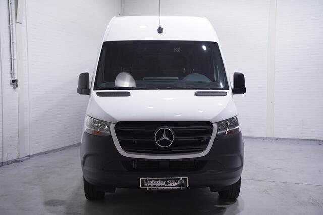 Mercedes-Benz SPRINTER 317 CDI 170 pk L3H2 Airco, Audio MBux DAB+ Cruise Control, Apple Carplay, 270 Graden Deuren, Opstap achter, 3-Zits