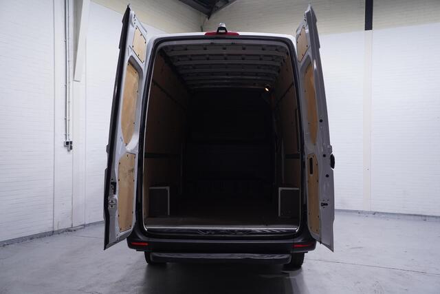 Mercedes-Benz SPRINTER 317 CDI 170 pk L3H2 Airco, Audio MBux DAB+ Cruise Control, Apple Carplay, 270 Graden Deuren, Opstap achter, 3-Zits