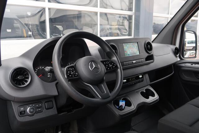 Mercedes-Benz SPRINTER 319 1.9 CDI L2H2 AUT/ CAMERA/ LED/ CRUISE/ CLIMA/ STANDKACH