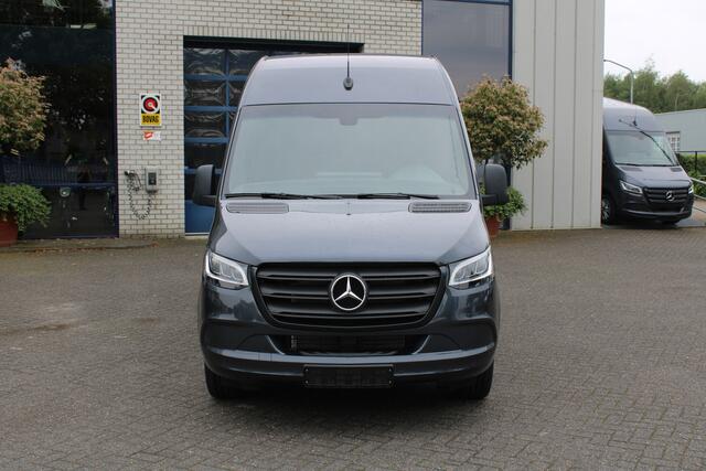 Mercedes-Benz SPRINTER 317 CDI L2H2 3500 kg Trekhaak, Klasse 3 alarm, LED koplampen, Geveerde stoel