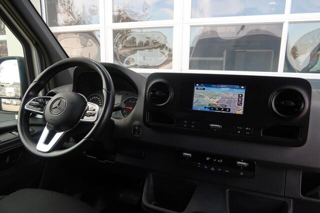 Mercedes-Benz SPRINTER 319 3.0 CDI L2H2 V6 AUT/ 360/ LED/ MBUX/ ACC/ CLIMA/ STANDKACH