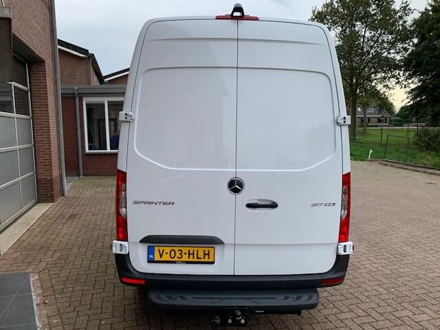 Mercedes-Benz SPRINTER 317 CDI L2 H2 camera / trekhaak / Apple carplay