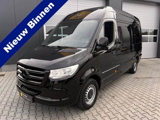 Mercedes-Benz SPRINTER 319 1.9 CDI L2H2 RWD 3500kg trekgewicht VVB BLACK EDITION LAGE KMSTAND