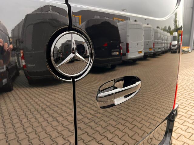 Mercedes-Benz SPRINTER 319 1.9 CDI L2H2 RWD 3500kg trekgewicht VVB BLACK EDITION LAGE KMSTAND