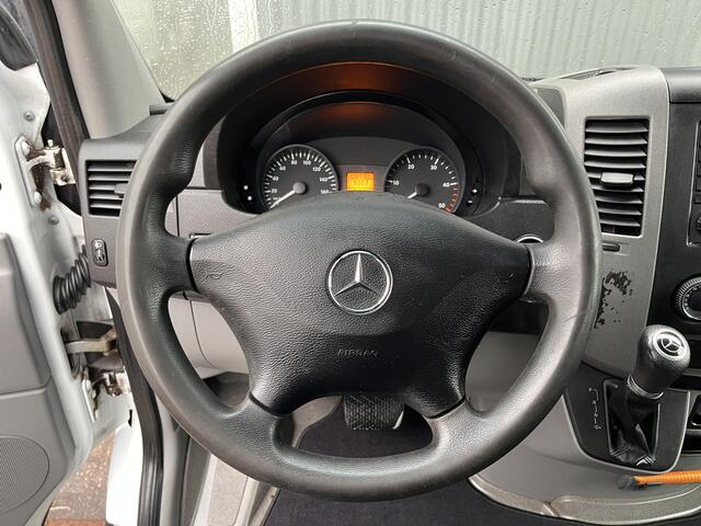 Mercedes-Benz SPRINTER 314 2.2 CDI 366 DC Kipper Airco Cruise controle Trekhaak 2000kg trekgewicht Navigatie Kieper Gereedschapskist 1e eigenaar ex Overheid Open laadbak Pick-up Euro 6