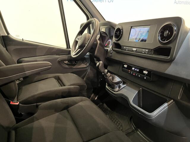 Mercedes-Benz SPRINTER 317 CDI L2H2 RWD / Euro 6 / Servicebus / Bott inrichting / 220V / MBUX / Airco / Cruise / CarPlay / Camera / Trekhaak