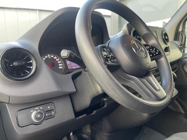 Mercedes-Benz SPRINTER Mercedes-Benz Sprinter - 317 1.9 CDI 170PK L3H2 RWD CAMERA CRU