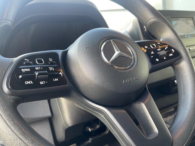 Mercedes-Benz SPRINTER Mercedes-Benz Sprinter - 317 1.9 CDI 170PK L3H2 RWD CAMERA CRU
