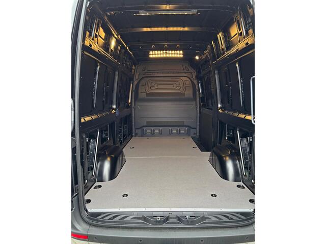 Mercedes-Benz SPRINTER 319 Pro LED 3,5t trekgewicht 360 camera