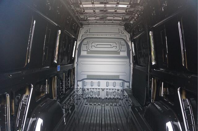 Mercedes-Benz SPRINTER 319CDI Select L2H2 10.25" Mbux, ACC, LED, 3.5T Trekhaak, 17" LM, 2x schuifdeur!! NR. 403