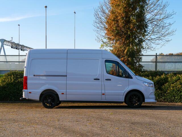 Mercedes-Benz SPRINTER 317 1.9 CDI 170PK L2H2 RWD 3500KG AHW MOGELIJK | CAMERA | CARPLAY Rijklaar prijs inclusief accessoires