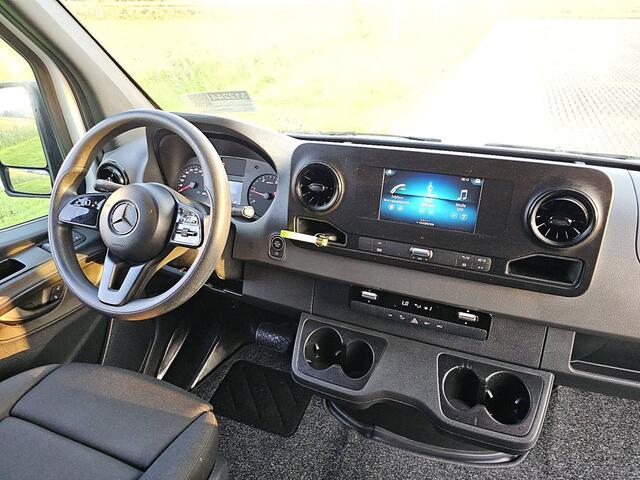 Mercedes-Benz SPRINTER 317 1.9 CDI L2H2 LED Automaat 170Pk RWD Mbux Airco Euro6!