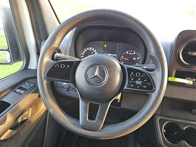 Mercedes-Benz SPRINTER 317 1.9 CDI L2H2 LED Automaat 170Pk RWD Mbux Airco Euro6!