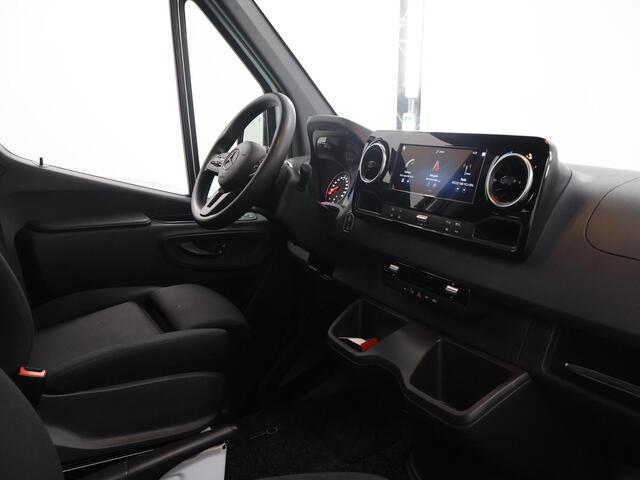Mercedes-Benz SPRINTER 315 CDI | Aut. | L2 H2 | Dubbele Cabine | Airco | Cruise Control | 6-zits | Parkeercamera | Navigatie | Carplay | Certified |