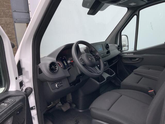 Mercedes-Benz SPRINTER 317 1.9 CDI L2H2 Automaat Airco Cruise Navi Camera 3 Zits M Bux Euro 6