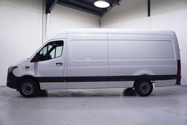 Mercedes-Benz SPRINTER 315 CDI 150 pk L3H2 Navi v.a. 399,- p/mnd 360 Camera, Cruise control, PDC V+A, Opstap achter, 3-Zits