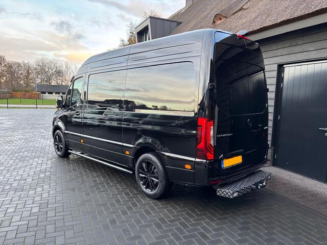 Mercedes-Benz SPRINTER 319 L2 Pro LED 3500kg trekhaak 360 camera