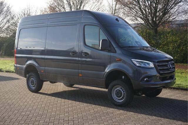Mercedes-Benz SPRINTER 319CDI L2H2 4x4!! LED, 10.25" Mbux, Camera, Distronic, Gev Stoel!! NR. 601