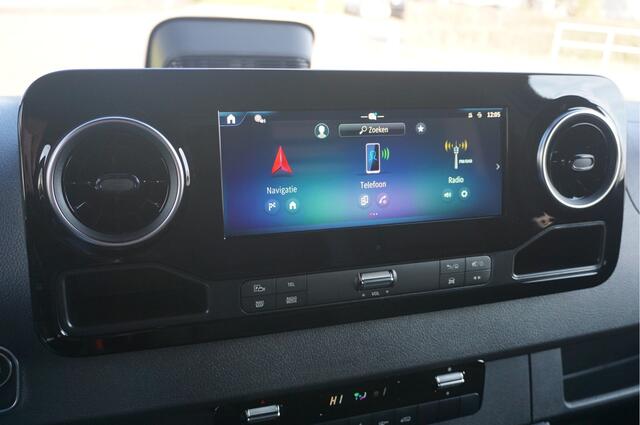 Mercedes-Benz SPRINTER 319CDI L2H2 4x4!! LED, 10.25" Mbux, Camera, Distronic, Gev Stoel!! NR. 601