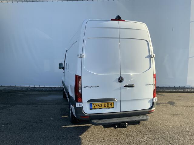 Mercedes-Benz SPRINTER 319 3.0 CDI L2H2 Automaat 3 Zits Leer Airco Cruise Camera Trekhaak 2000kg M BUX Opstap Euro 6 Alu velg 6 cilinder