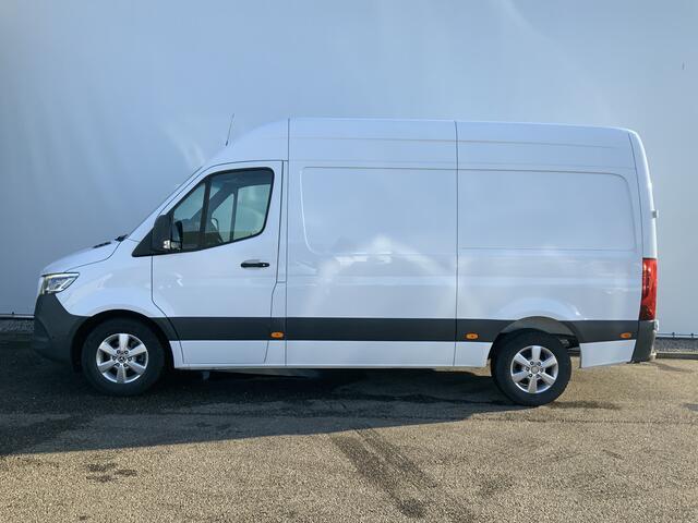 Mercedes-Benz SPRINTER 319 3.0 CDI L2H2 Automaat 3 Zits Leer Airco Cruise Camera Trekhaak 2000kg M BUX Opstap Euro 6 Alu velg 6 cilinder