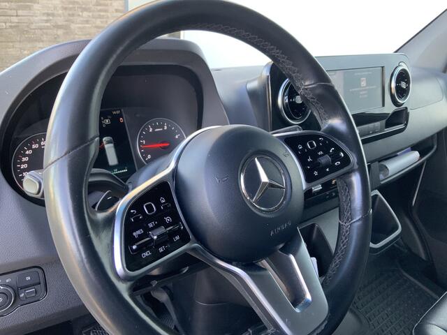Mercedes-Benz SPRINTER 319 3.0 CDI L2H2 Automaat 3 Zits Leer Airco Cruise Camera Trekhaak 2000kg M BUX Opstap Euro 6 Alu velg 6 cilinder