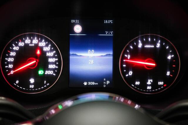 Mercedes-Benz SPRINTER 319 1.9 CDI L2H2 RWD | LICHT & ZICHT / PROFESSIONAL- PACK | LED | COMFORT STOEL | DAB | CAMERA