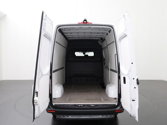 Mercedes-Benz SPRINTER 317CDI 9G-Tronic Automaat L2H2 | Touchscreen Camera en NAvigatie | 3-Persoons | Betimmering