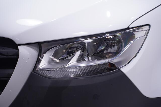 Mercedes-Benz SPRINTER 317 CDI 170 pk Aut. L2H2 Navi, Camera Airco, Laadruimte Pakket, PDC V+A, 3-Zits