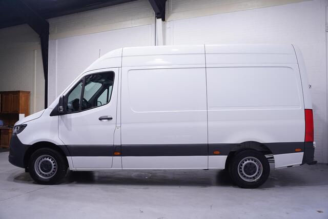 Mercedes-Benz SPRINTER 317 CDI 170 pk Aut. L2H2 Navi, Camera Airco, Laadruimte Pakket, PDC V+A, 3-Zits