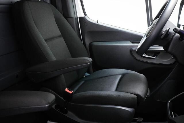 Mercedes-Benz SPRINTER 317 1.9 CDI L2H2 RWD PROFESSIONAL PACK | AIRCO | CRUISE | DAB | APPLE | PDC | CAMERA | TREKHAAK