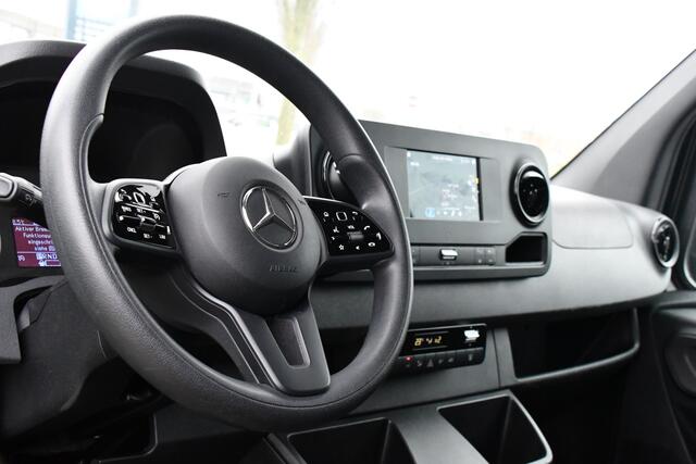 Mercedes-Benz SPRINTER 317 1.9 CDI L2H2 RWD Camera, Cruise, Carplay, 3500KG Trekhaak, Mutlimedia, 170PK, Automaat, UNIEK!