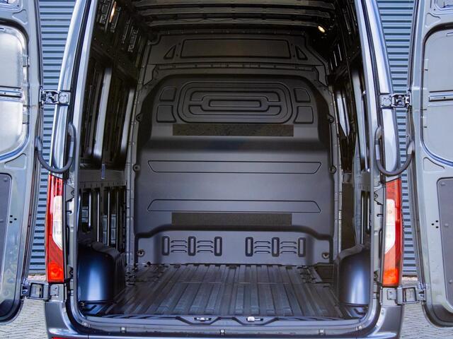 Mercedes-Benz SPRINTER 319 1.9 CDI L2H2 RWD 3.500 kg trekgewicht, Distronic, LED koplampen, lichtmetalen velgen, geveerde stoel, achteruitrijcamera, inklapbare spiegels, stoelverwarming