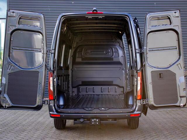 Mercedes-Benz SPRINTER 319 1.9 CDI L2H2 RWD 3.500 kg trekgewicht, Distronic, LED koplampen, lichtmetalen velgen, geveerde stoel, achteruitrijcamera, inklapbare spiegels, stoelverwarming