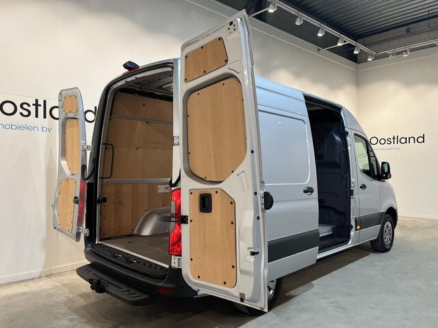 Mercedes-Benz SPRINTER 315 CDI L2H2 RWD Automaat / Euro 6 / CarPlay / Airco / Camera / Trekhaak / Navigatie / 3-Zits / 21.000 KM !!
