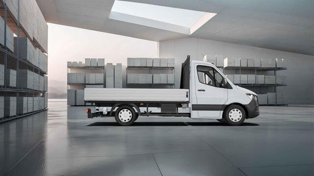 Mercedes-Benz SPRINTER Chassiscabine met open laadbak 317 CDI L2 RWD PRO