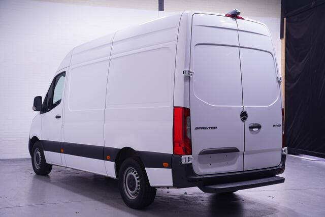 Mercedes-Benz SPRINTER 317 CDI 170 pk L2H2 Automaat va 399,- p/mnd Airco, Apple Carplay, Camera, Laadruimte Pakket, PDC V+A, 3-Zits
