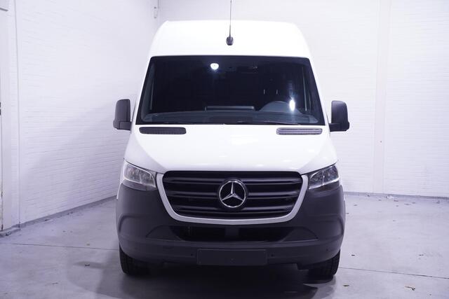 Mercedes-Benz SPRINTER 317 CDI 170 pk L2H2 Automaat va 399,- p/mnd Airco, Apple Carplay, Camera, Laadruimte Pakket, PDC V+A, 3-Zits