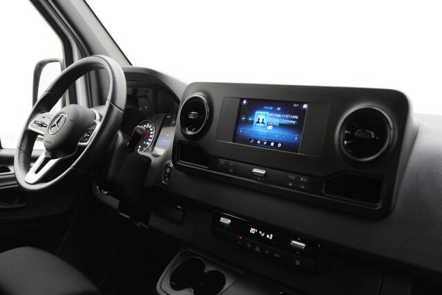 Mercedes-Benz SPRINTER 317 CDI AUT. L2H2 3-Zits, Standkachel, LED, Camera, Cruise, Apple Carplay, Trekhaak, 18''