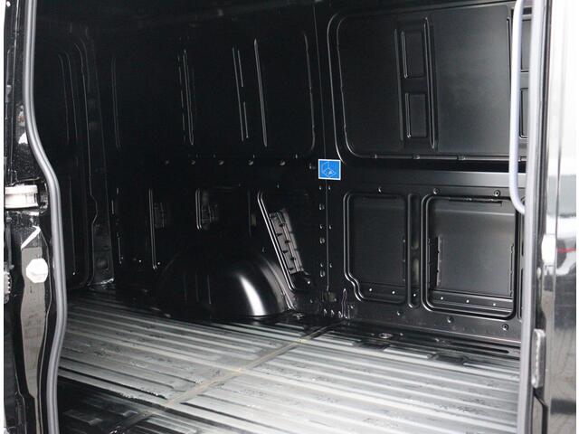 Mercedes-Benz SPRINTER 317 1.9 CDI L2H1 Pro 170pk Navigatie | 3.5T Trekhaak | Camera